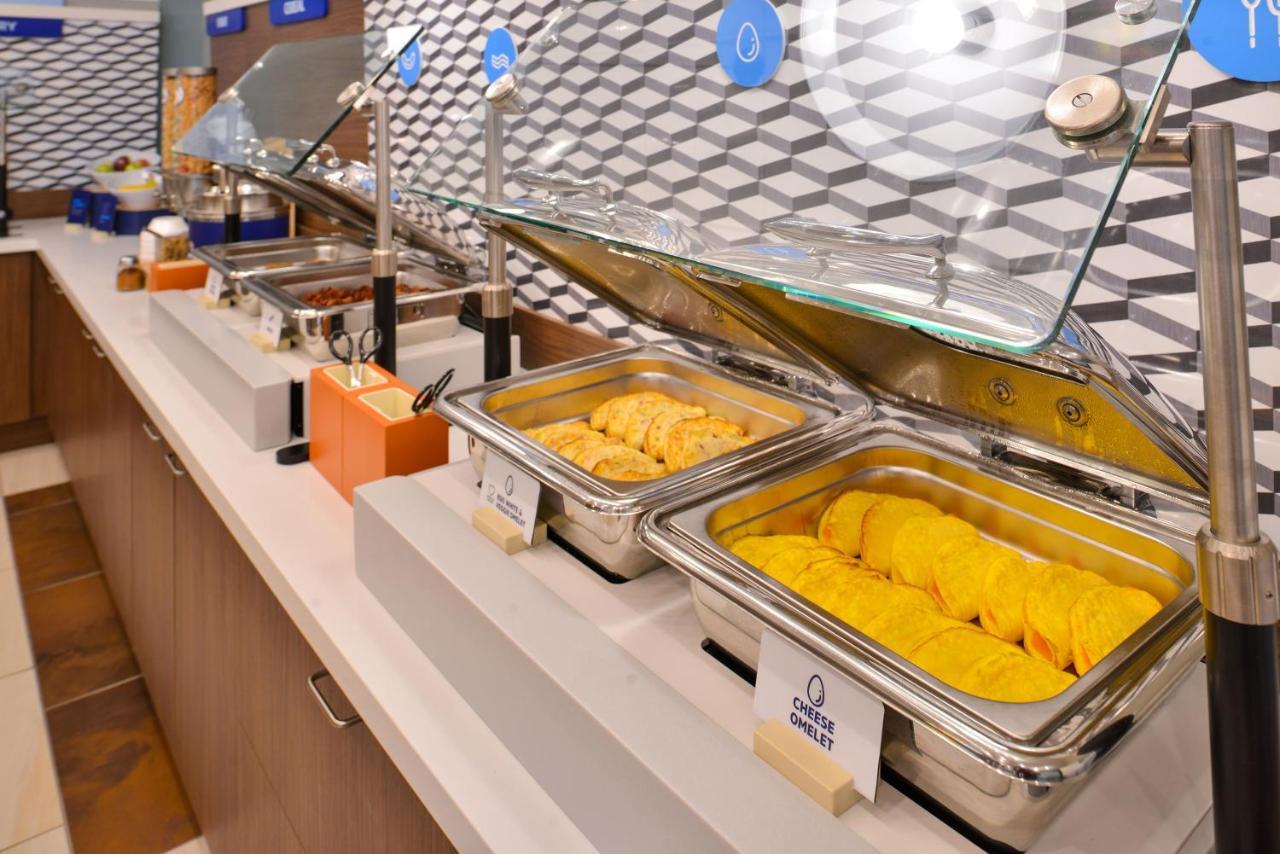 Holiday Inn Express Hotel & Suites North Seattle - Shoreline, An Ihg Hotel ภายนอก รูปภาพ