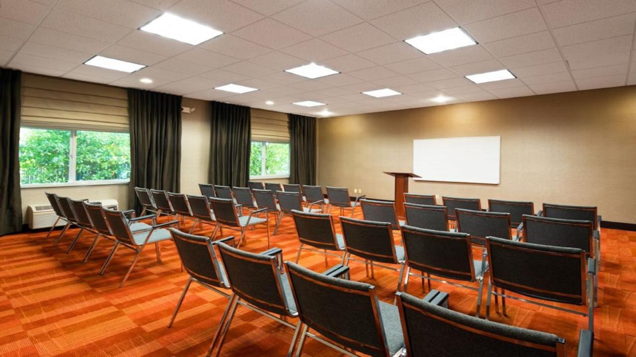 Holiday Inn Express Hotel & Suites North Seattle - Shoreline, An Ihg Hotel ภายนอก รูปภาพ