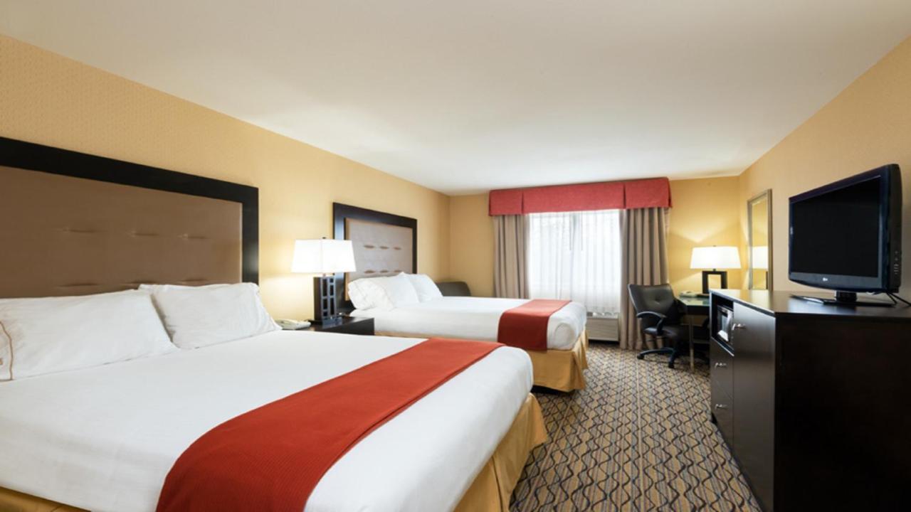 Holiday Inn Express Hotel & Suites North Seattle - Shoreline, An Ihg Hotel ภายนอก รูปภาพ