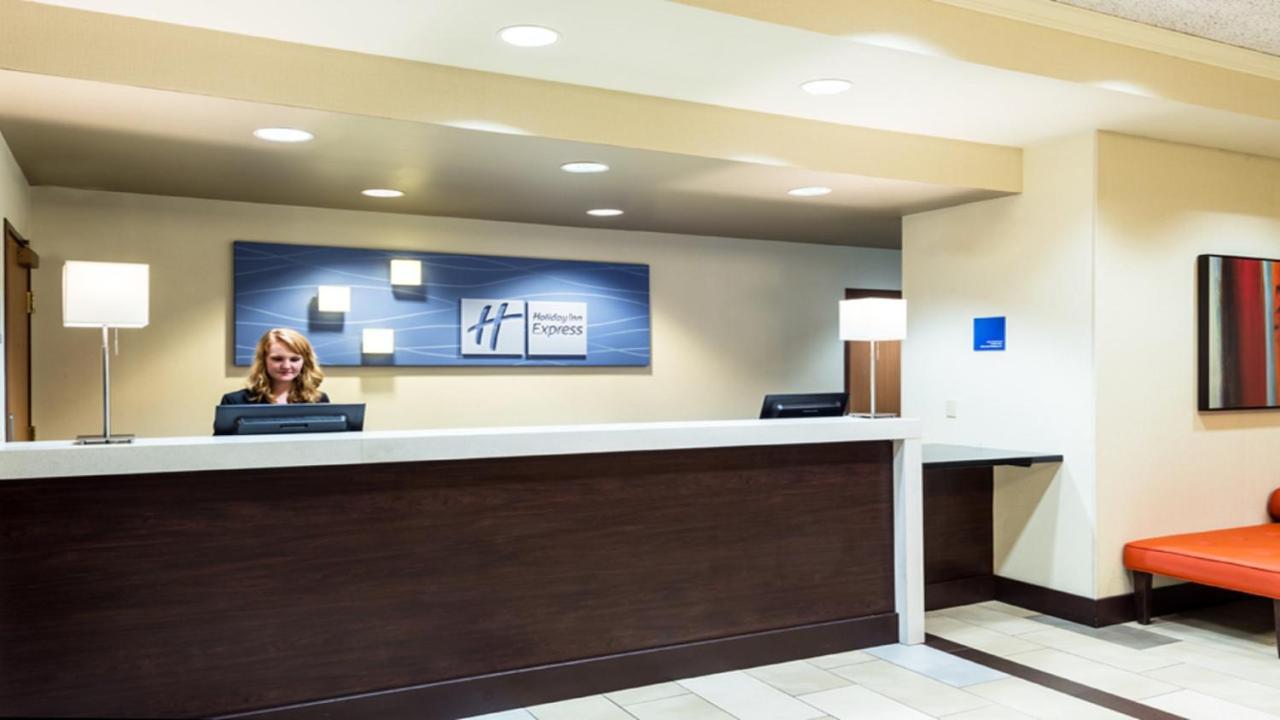 Holiday Inn Express Hotel & Suites North Seattle - Shoreline, An Ihg Hotel ภายนอก รูปภาพ